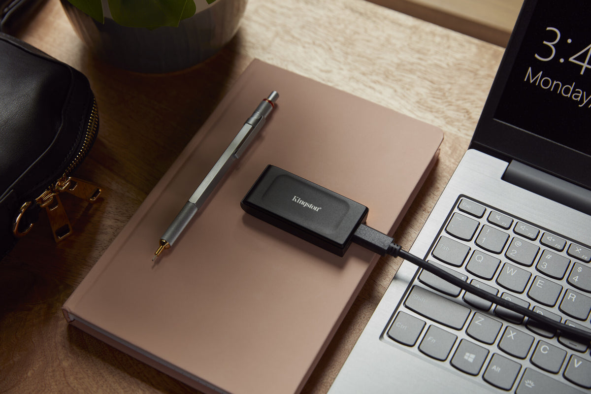 Kingston Technology 1TB XS1000 External USB 3.2 Gen 2 Portable Solid State Drive