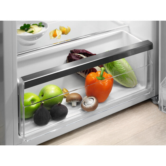 Electrolux LXB1SE11W0 fritstående køleskab med fryseboks