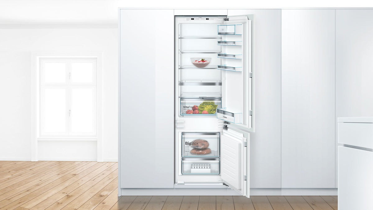 Bosch KIS87AFE0 integrerbart kølefryseskab