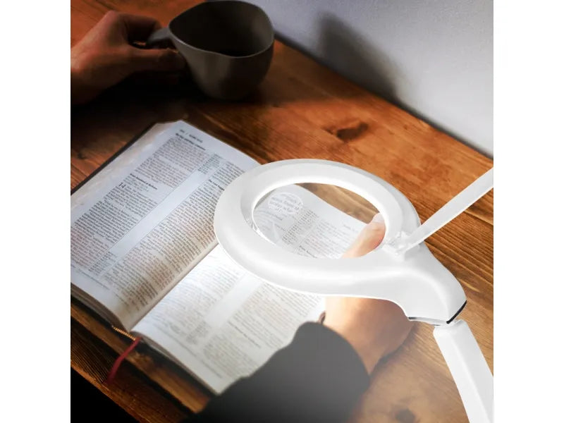 LUPLAMPE MED 40 LED (TIL BORD)