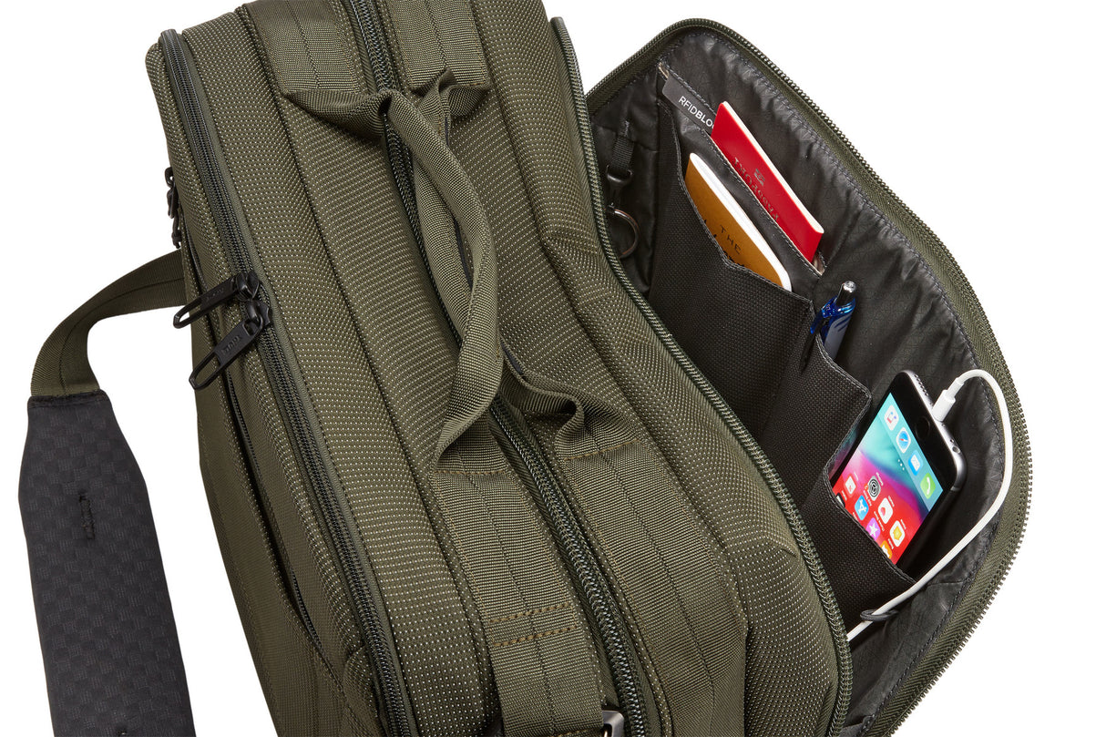Thule Crossover 2 Boarding Bag 25L. Forest Night Green