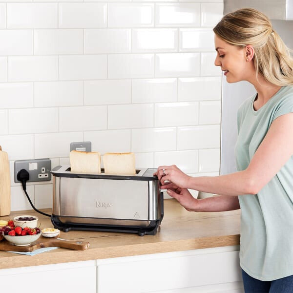 Ninja ST202EU brødrister 7 2 skive(r) 2400 W Sølv