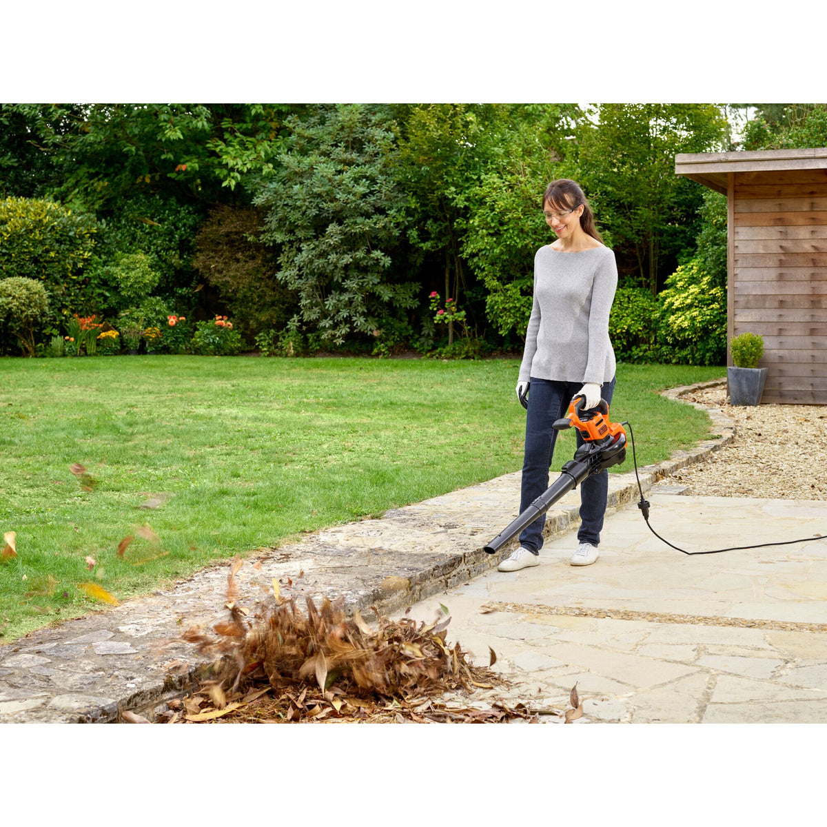BLACK+DECKER BEBLV300-QS Løvblæser/løvsuger Elektrisk 3000W