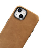 iCarer Oil Wax Premium Ledder Case iPhone 14 Plus Magnetisk Ledder Case med MagSafe Brown (WMI14220703-TN)
