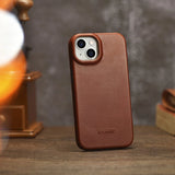 iCarer CE Oil Wax Premium Leather Folio Case iPhone 14 Plus magnetic flip case MagSafe brown (AKI14220707-BN)