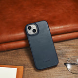 iCarer CE Oil Wax Premium Leather Folio Case iPhone 14 Plus magnetic flip case MagSafe blue (AKI14220707-BU)