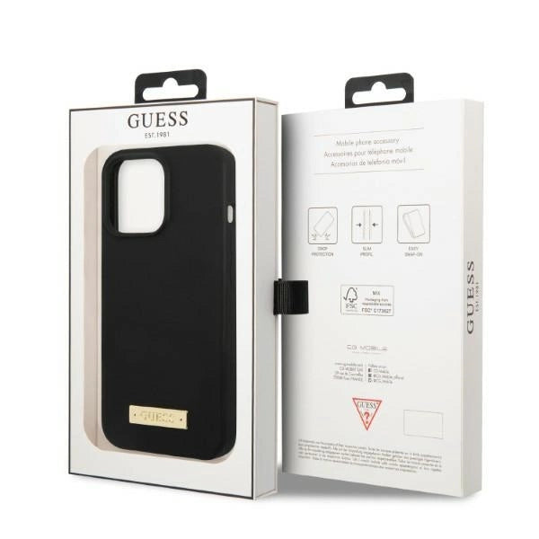 Guess GUHMP13LSPLK iPhone 13 Pro / 13 6.1" black/black hard case Silicone Logo Plate MagSafe