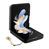 Guess 4G Charms Collection case til Samsung Galaxy Z Flip 5 - grå