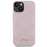 Guess Quilted Metal Logo Case til iPhone 15 - pink