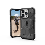 UAG Pathfinder-hylster til iPhone 15 Pro - camouflagegrå