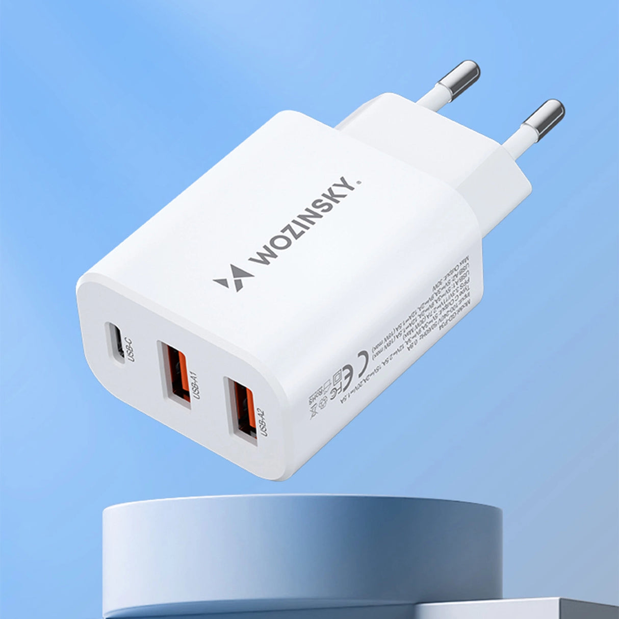 Wozinsky CWCUCW 30W USB-C / 2 x USB-A vægoplader - hvid