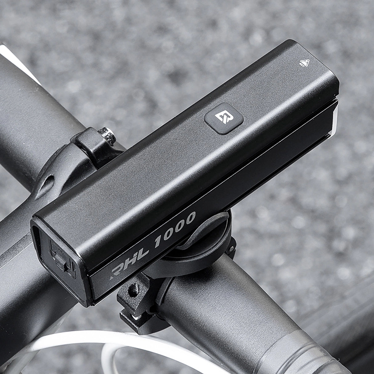 Rockbros 24610002001 forhjulslys 1000 lm + USB-C - USB-A kabel - sort