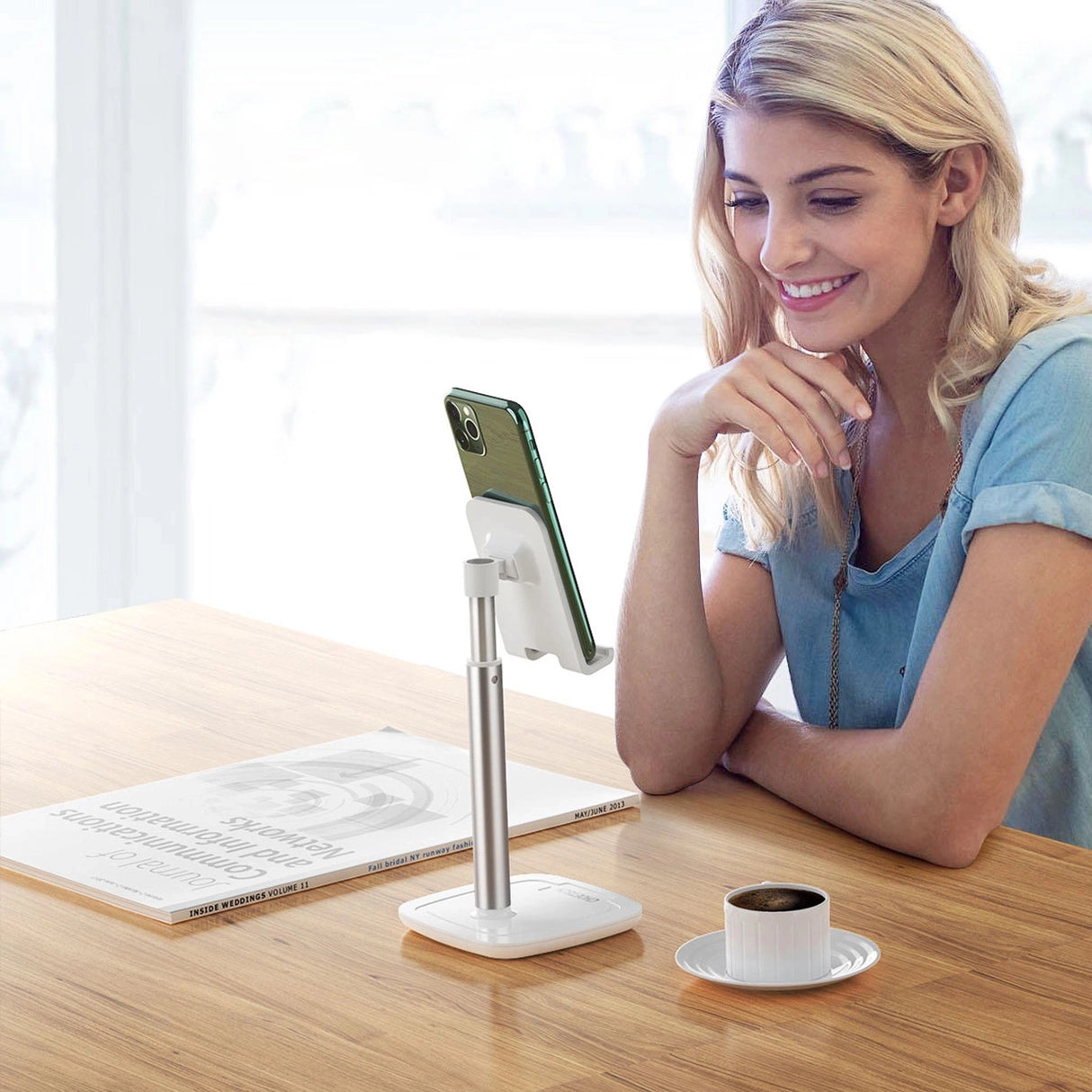 Choetech H035 aluminium stand til en telefon eller tablet med justering - hvid og sølv