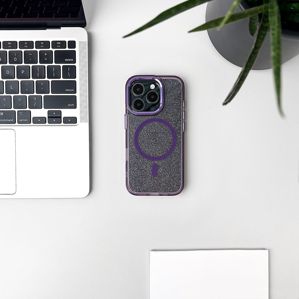 Glitter Case MagSafe til iPhone 16 - lilla med glitter