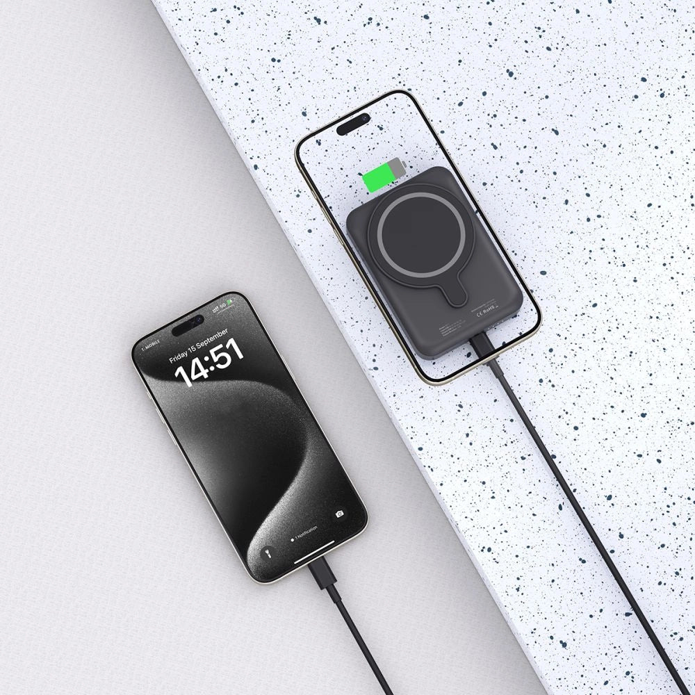 Tech-Protect LifeMag PB11 Powerbank with MagSafe 10000mAh 15W USB-C port - black + USB-C cable