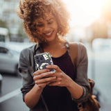 Tech-Protect MagMood MagSafe-fodral til iPhone 15 Pro - hvide daisies