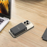 Tech-Protect LifeMag PB31 Power Bank med MagSafe 10000mAh 15W USB-C / USB-A / Indbygget USB-C / Lightning Kabler - sort