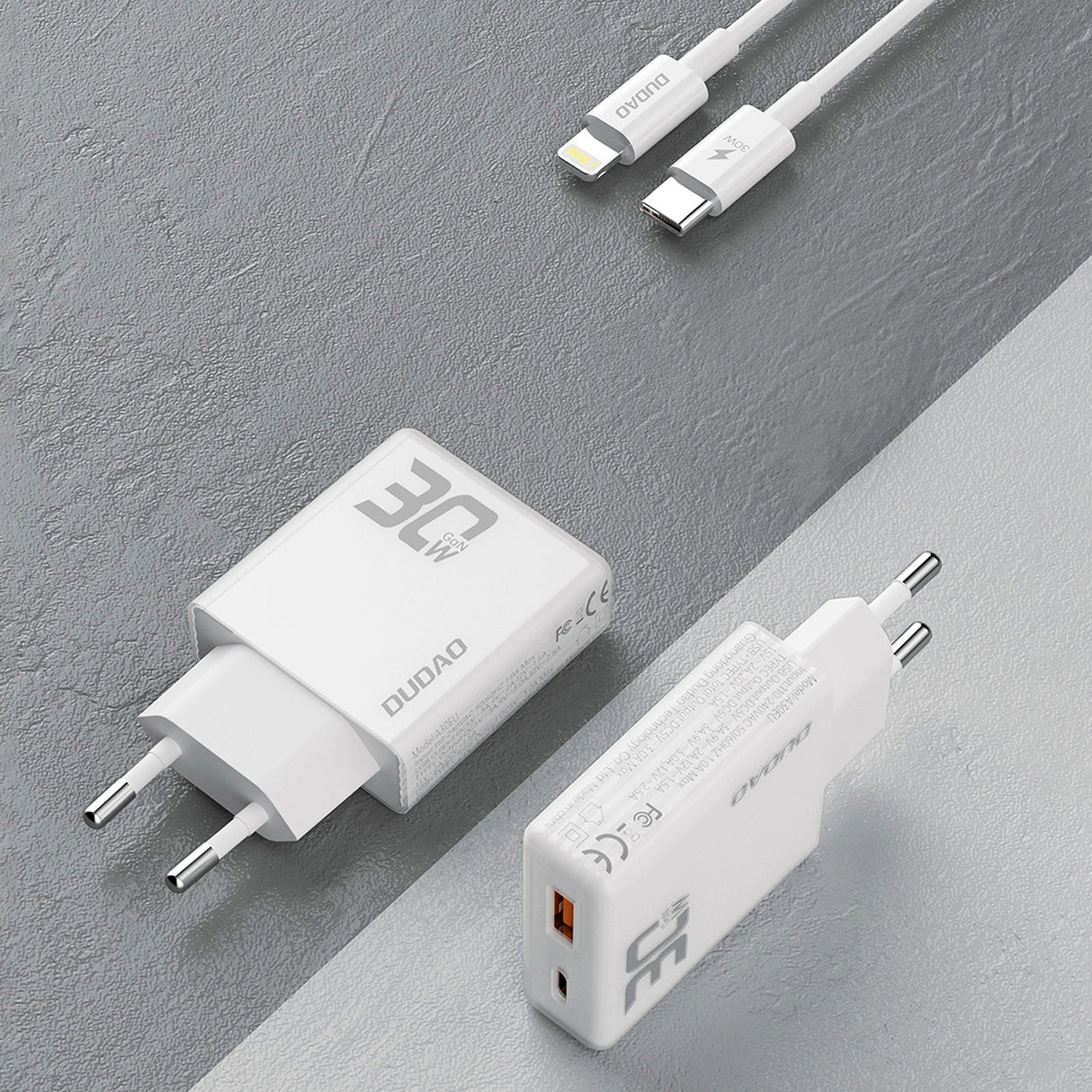 GaN Dudao A30EUL 30W USB-A / USB-C Wall Charger + USB-C - Lightning Cable - Hvid