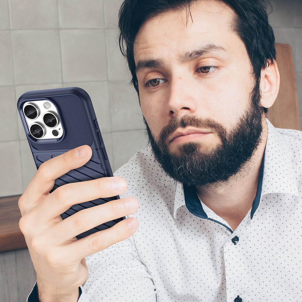 Thunder Case til iPhone 16 Pro Silicone Case - Blå