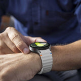 Tech-Protect Silicone Sport Strap til Samsung Galaxy Watch 4 / 5 / 5 Pro / 6 / 7 / FE - Beige