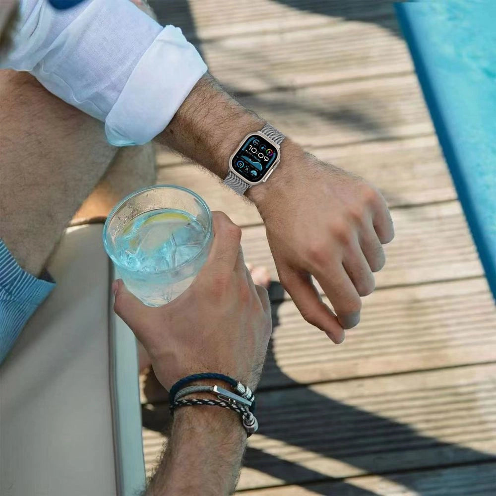 Tech-Protect Milano Strap til Apple Watch 6 / 7 / 8 / 9 / 10 / SE / Ultra 1 / 2 (44 / 45 / 46 / 49 MM) - Sølv