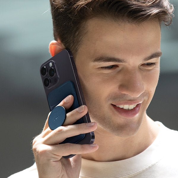 Uniq Flixa magnetkort lommebok med stativ navy blue