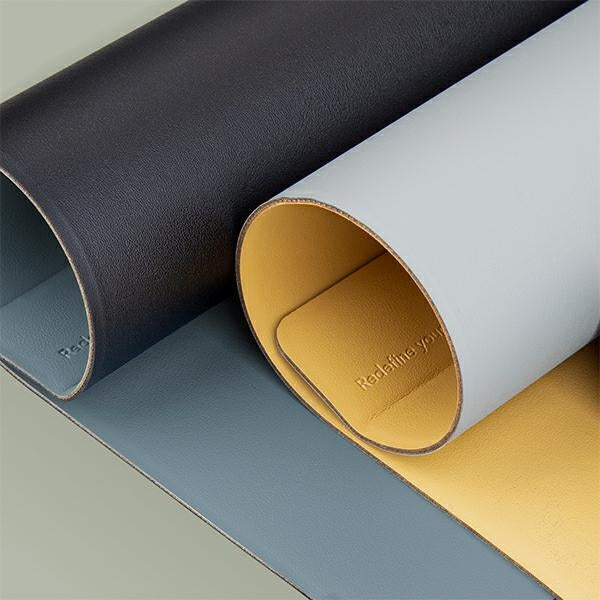 Uniq Hagen Magnetic Desk Pad Double-Sided Black and Blue