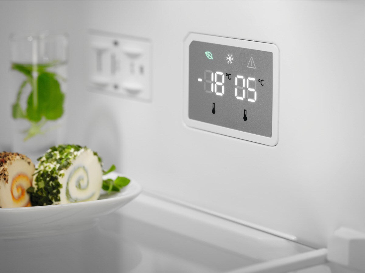 Electrolux LNT6ME36W2 Fritstående 366 L Hvid