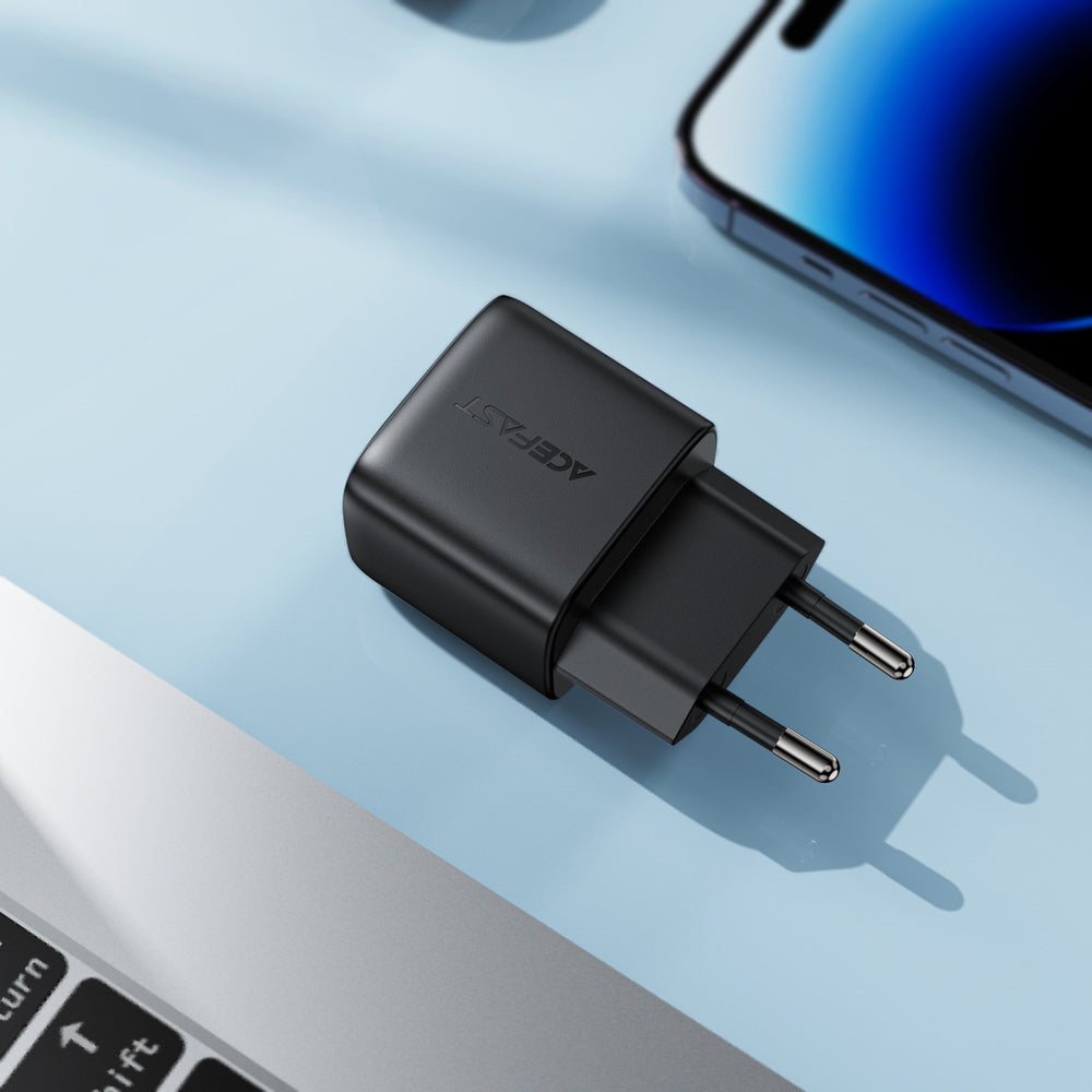 Acefast A116 GaN PD 35W USB-A USB-C Wall Charger with Display - Black