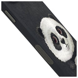 Nimmy Big Eyed Pet 2.0 Panda fodtøj til iPhone 15 Pro - sort
