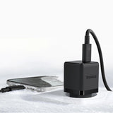 Baseus Palm 1C 20W Wall Charger (med Baseus Mini White USB-C 60W (20V / 3A) 1m Kabel) - sort