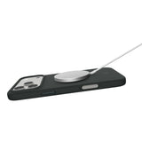 Spigen Silicone Fit MagSafe Case til iPhone 17 Pro Max - Grøn