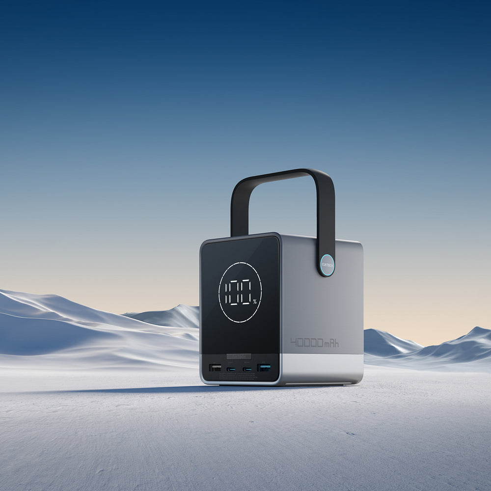 Cuktech Powerbank 300W 40000mAh med trådløs opladning 2x USB-C + 2x USB-A - sort