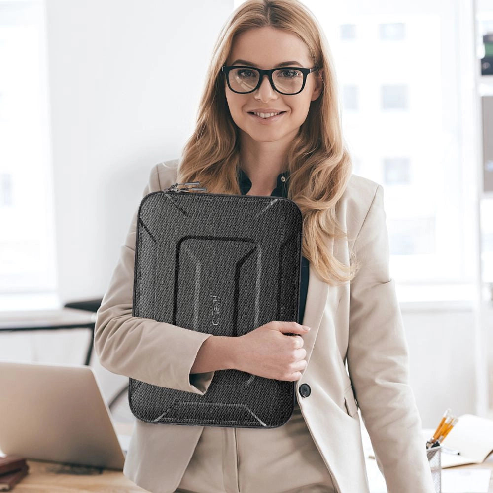 Tech-Protect Ranger-X Tactical Laptop Case for 15-16" - Black