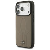 Mercedes læder The Move MagSafe Case til iPhone 17 Pro - Beige