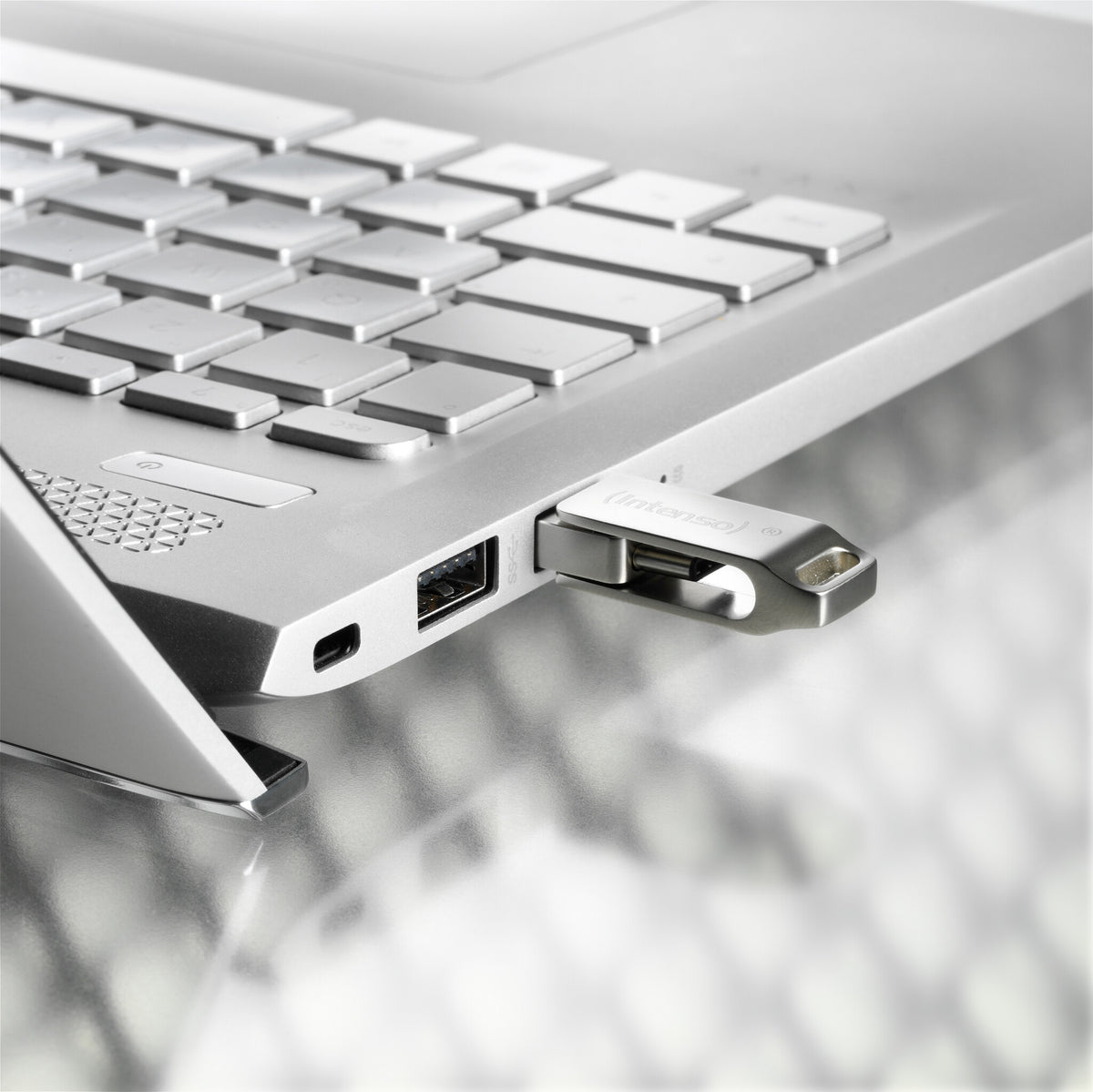 Intenso Pendrive 32GB cMobile Line USB 3.2 / Type-C, Sølv EU (3536480)