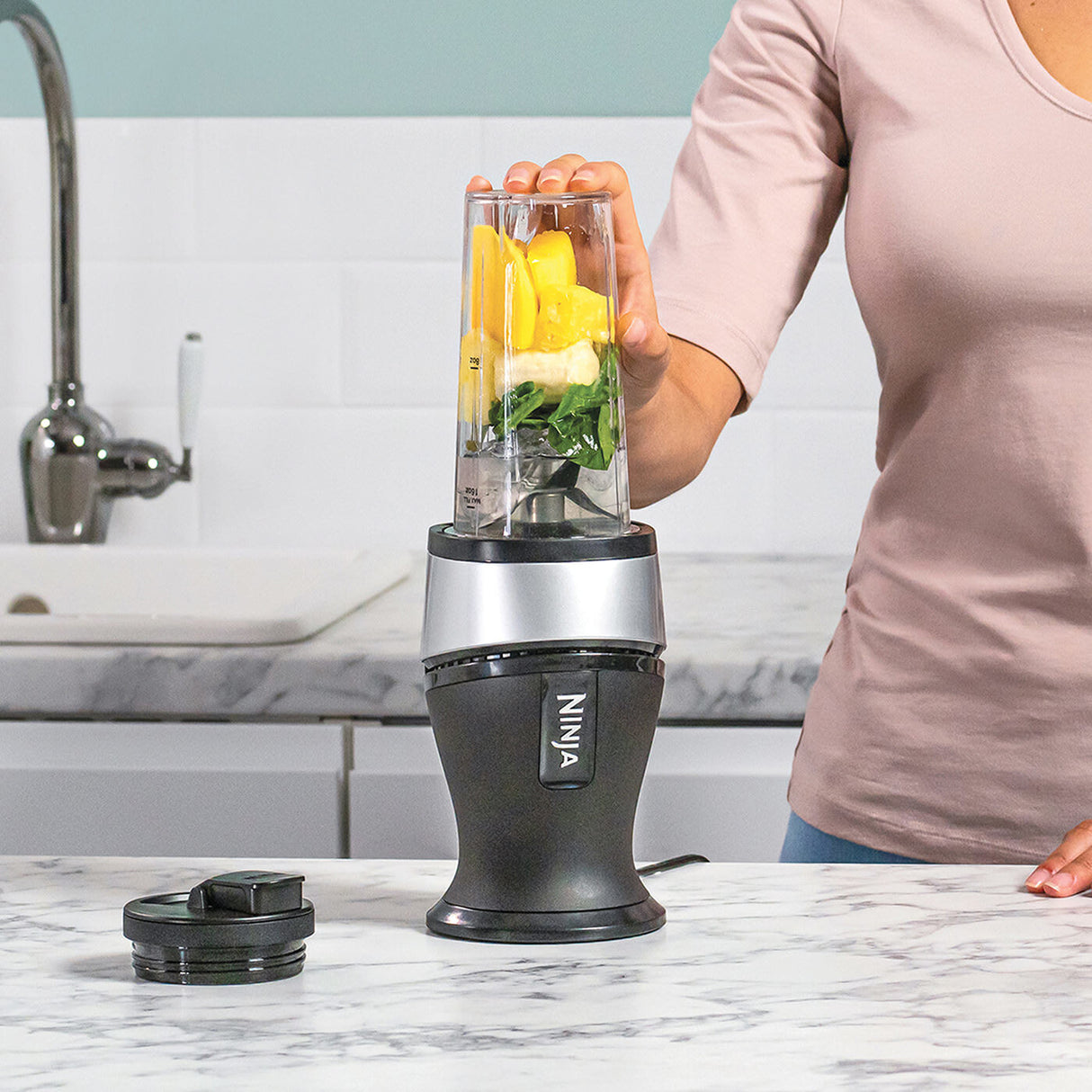 Ninja QB3001 0,47 L Bordplade blender 700 W Sort, Sølv