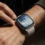 AmazingThing minimal beskyttelsesfoder til Apple Watch Series 11 46mm - sort