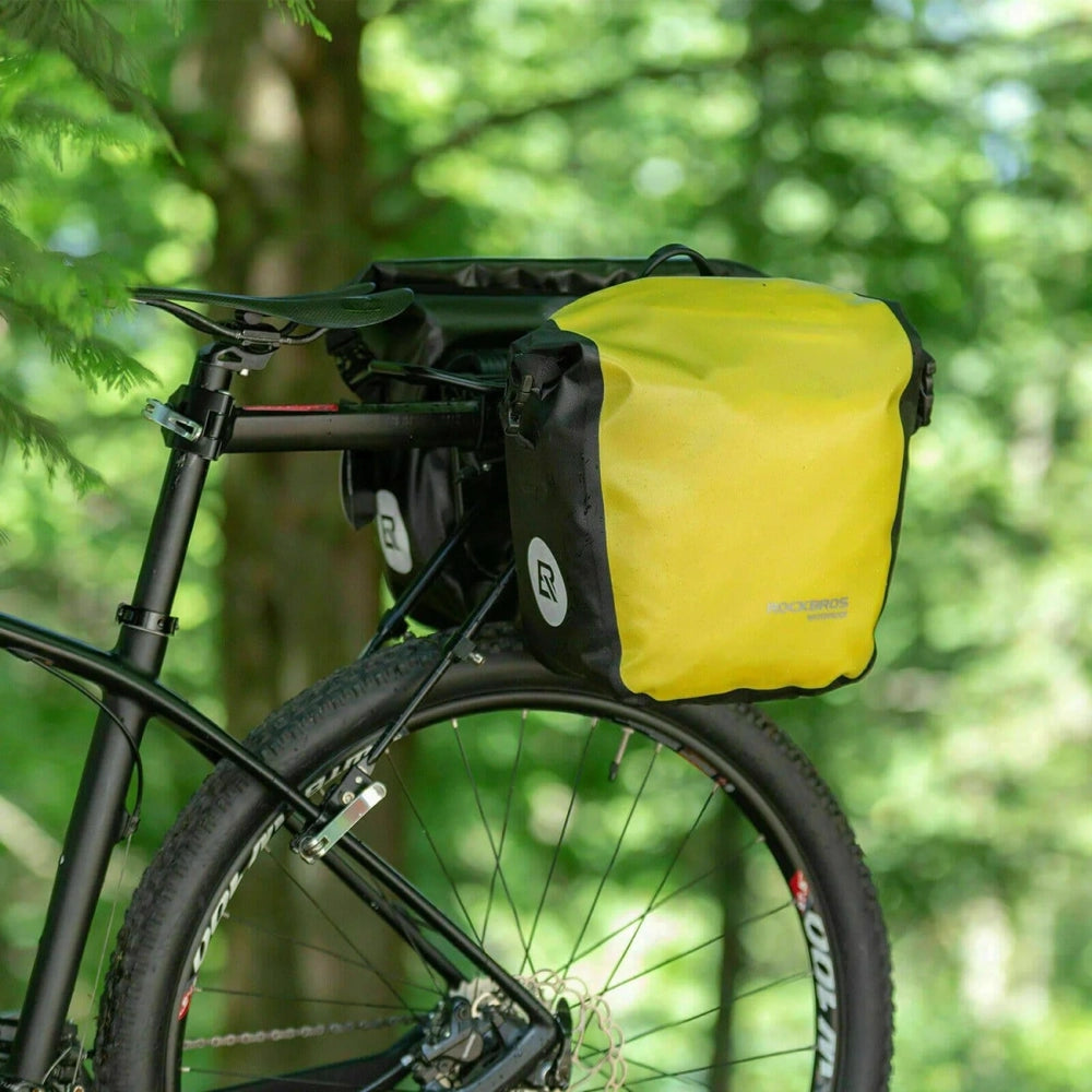 Rockbros AS-003-1Y vandtæt cykeltaske med skulderrem, monteret foran/bagsiden, 10-14l - gul