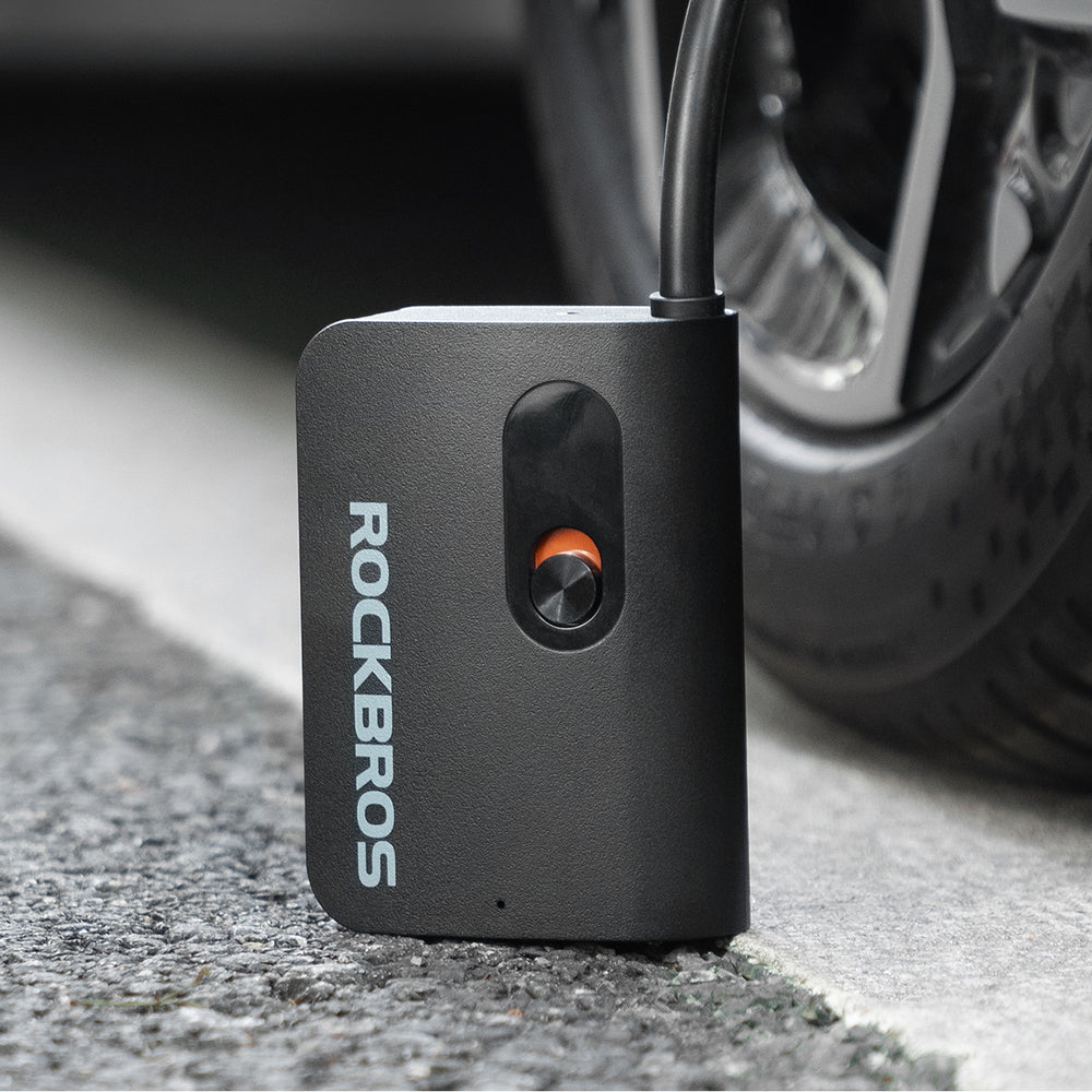 Rockbros L1 Mini trådløs pumpe 70 psi kompressor 200 mm Schrader slange længde - sort