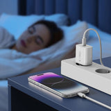 Tech-Protect NC20W Wall Charger med 100 cm USB-C / Lightning Cable - hvid