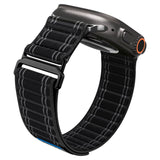 Spigen WBF0 rem til Apple Watch 44 / 45 / 46 / 49 mm - sort
