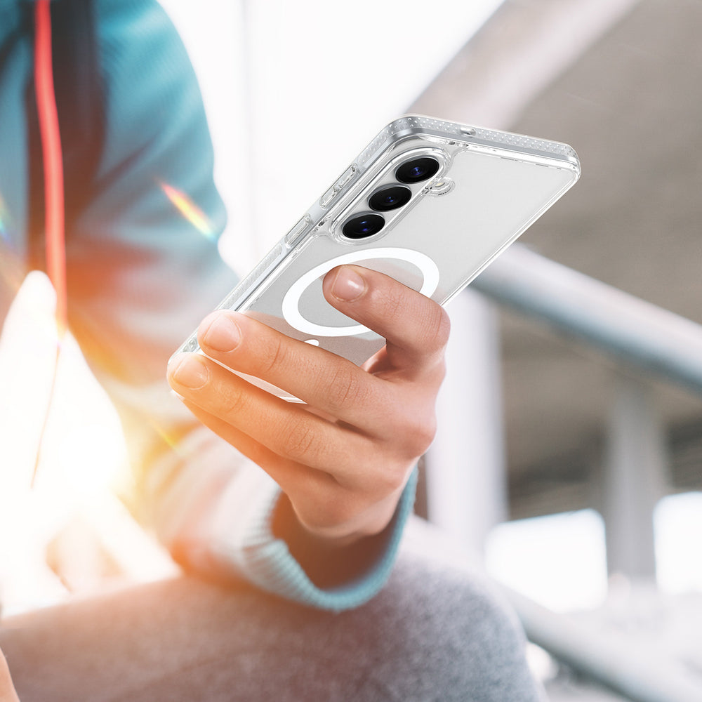 Dux Ducis Clin Mag Case Kompatibel med MagSafe til Samsung S26 - Transparent