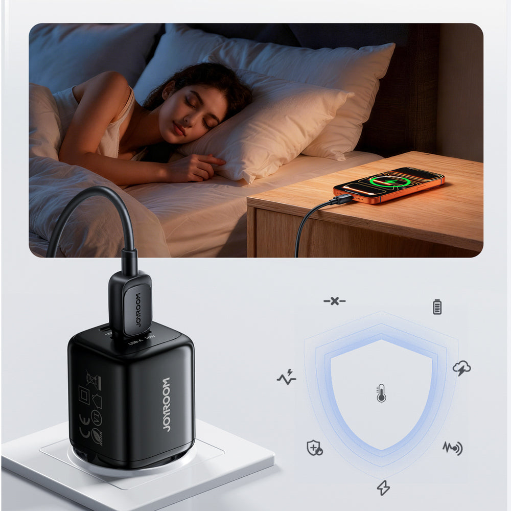 Joyroom JR-TG7 33W USB-A + USB-C Wall Charger med 60W USB-C til USB-C 1m Kabel - sort