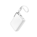 Joyroom JR-PBF27 Pro 10000mAh 30W Power Bank med indbygget USB-C-kabel og ekstra tovejs USB-C til Lightning-kabel - hvid