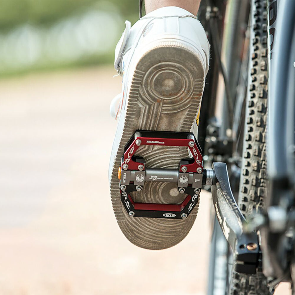 Rockbros 2010-12SBKR Aluminum Bicycle Pedals with Sealed Bearings - Black and Red