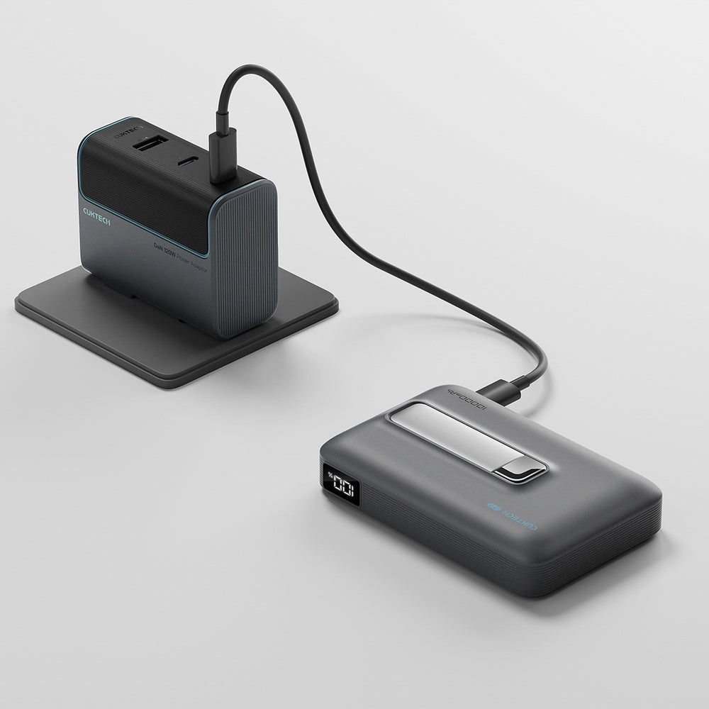 Cuktech WPB100 10000 mAh Qi2 Magnetic Powerbank 30W with Stand - Black