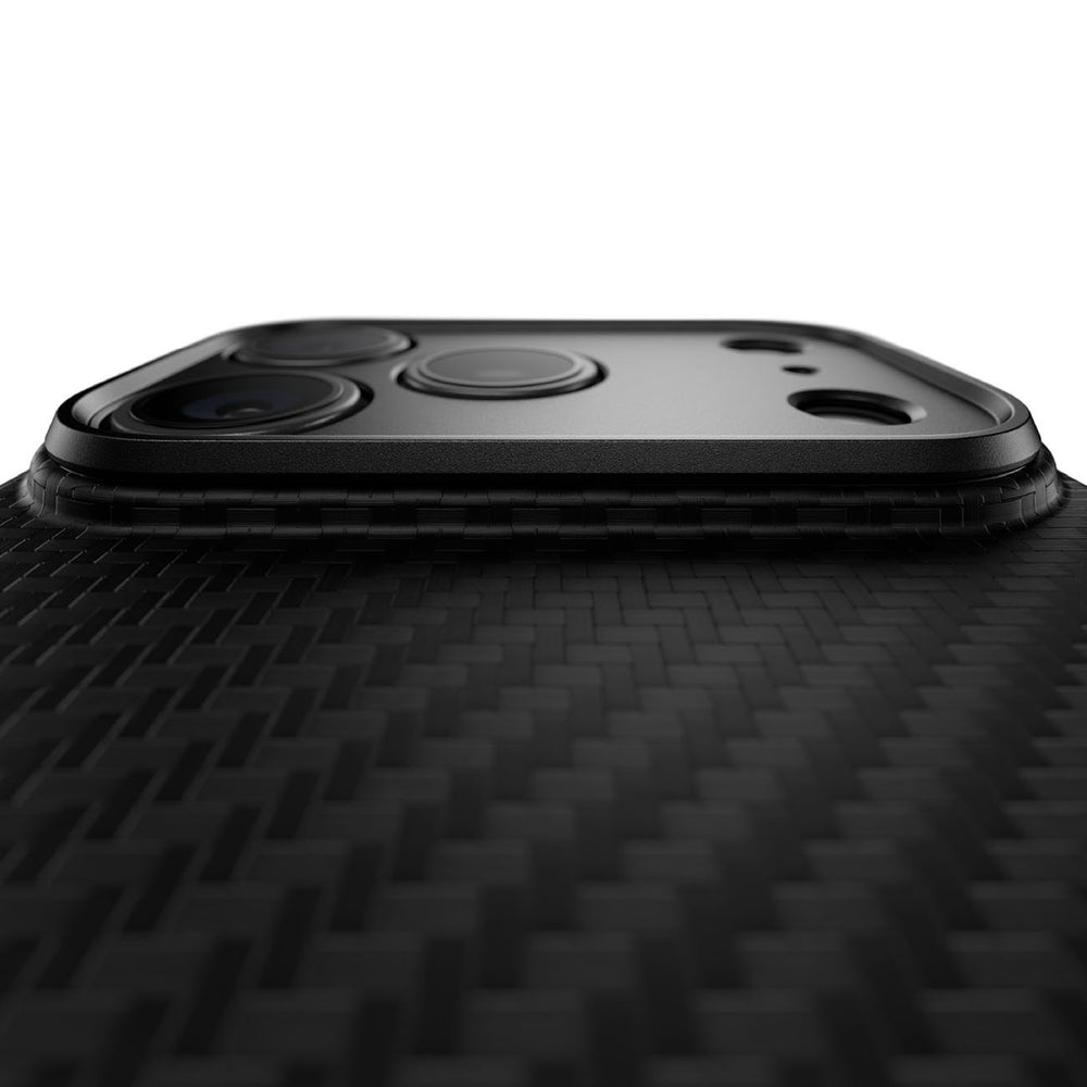AmazingThing Titan Max Lens Case til iPhone 18 Pro Max i Aramid Fiber med Camera Cover, Kompatibel med MagSafe - sort