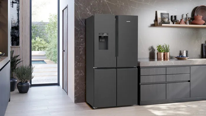 Siemens iQ500 KF96DAXEA side-by-side køle-fryseskab Fritstående 574 L Sort, Rustfrit stål