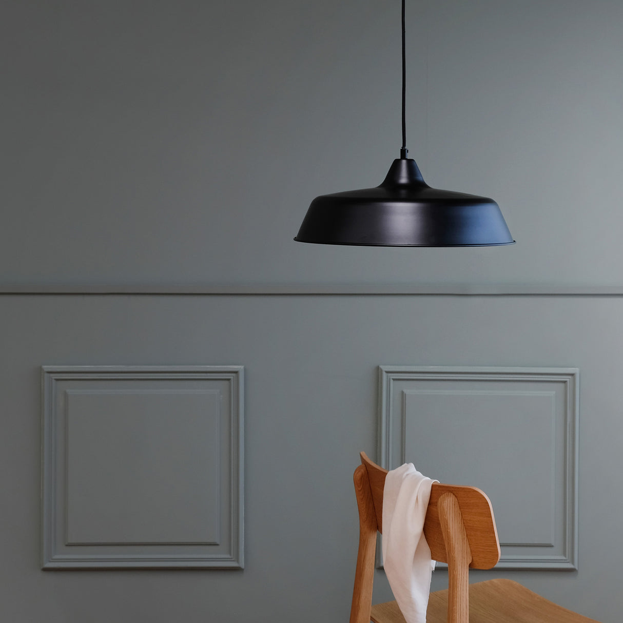 Dyberg Larsen Raw sort pendel